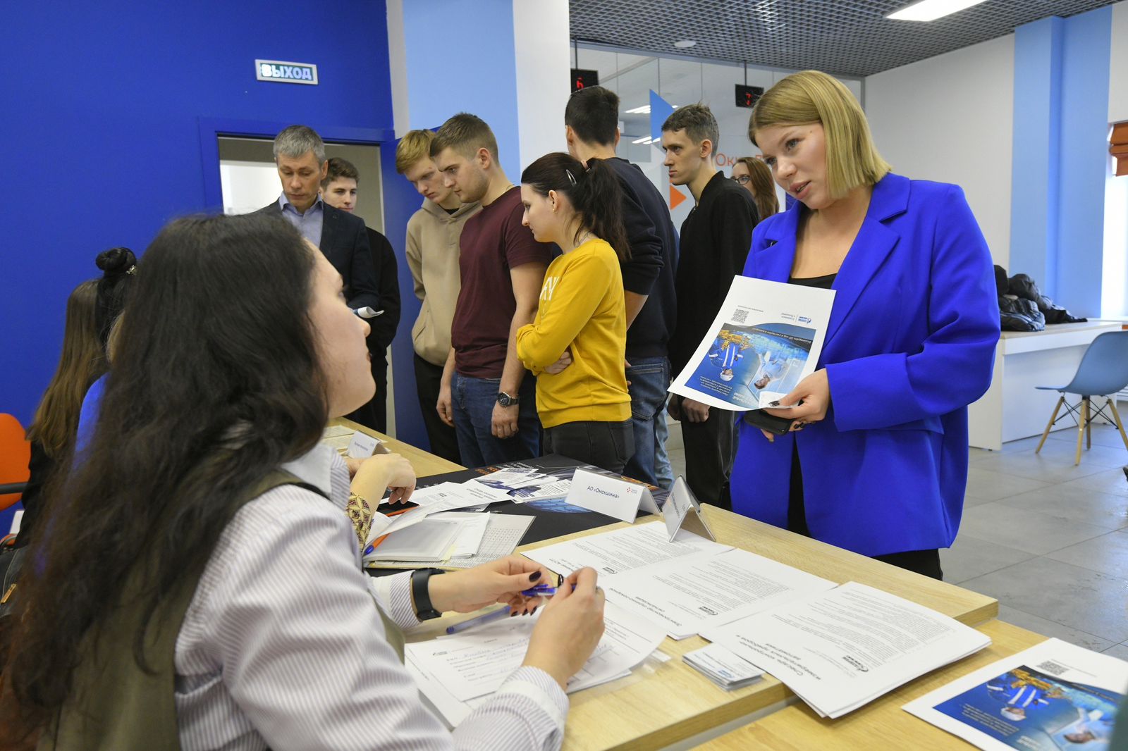 Омские предприятия ОПК готовы трудоустраивать молодежь | Общество,  Промышленность