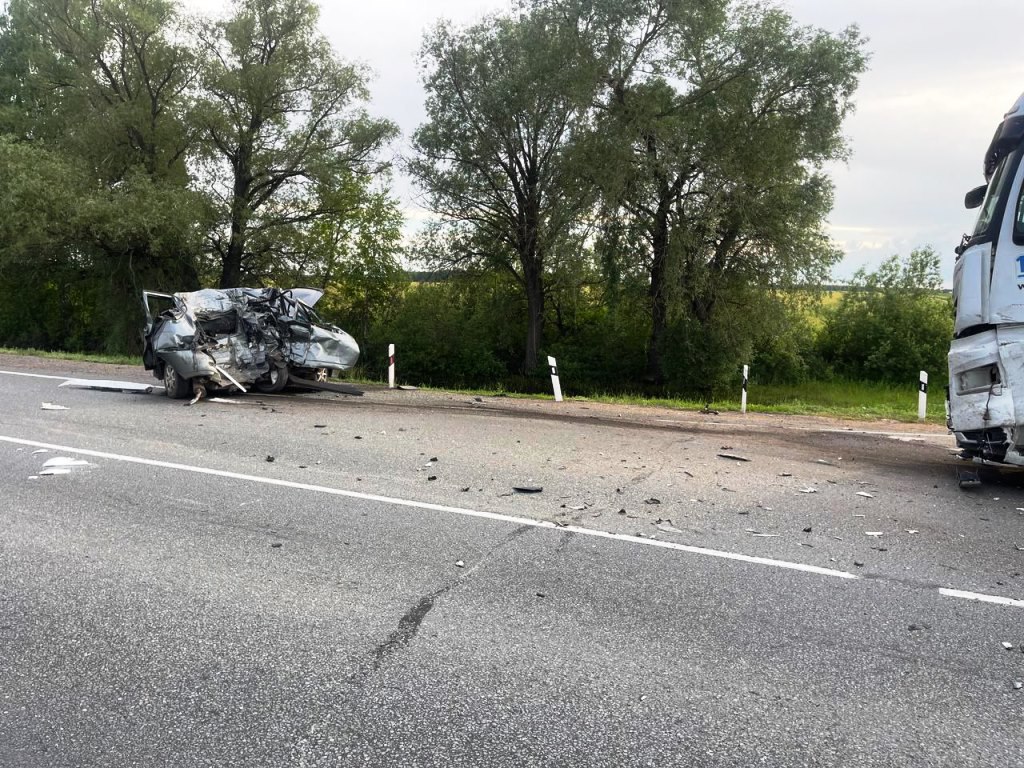 В Омске рано утром сломался обогрев у автобуса с 50 пассажирами внутри |  Происшествия