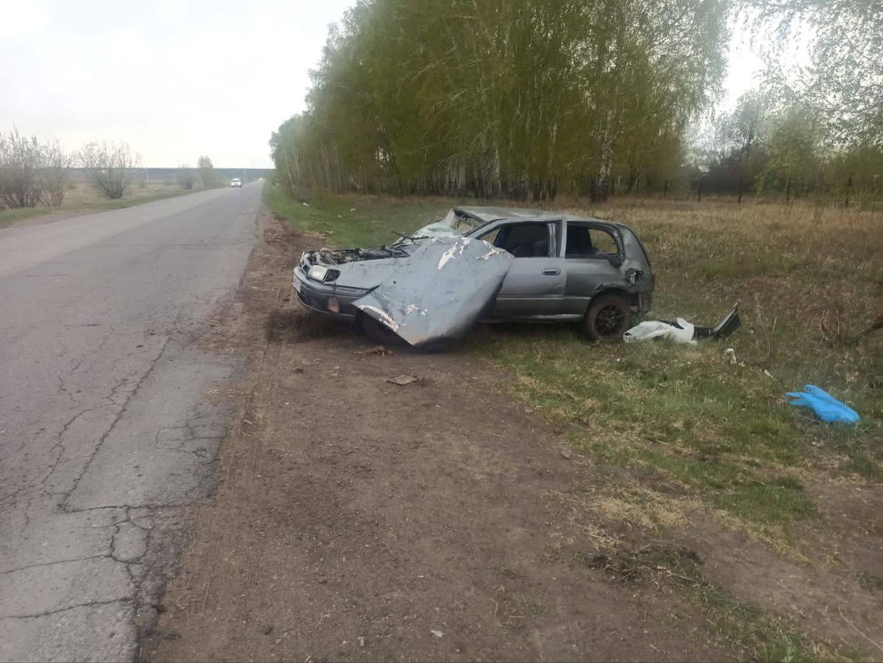 На трассе в Омском районе опрокинулась машина с четырьмя детьми |  Происшествия