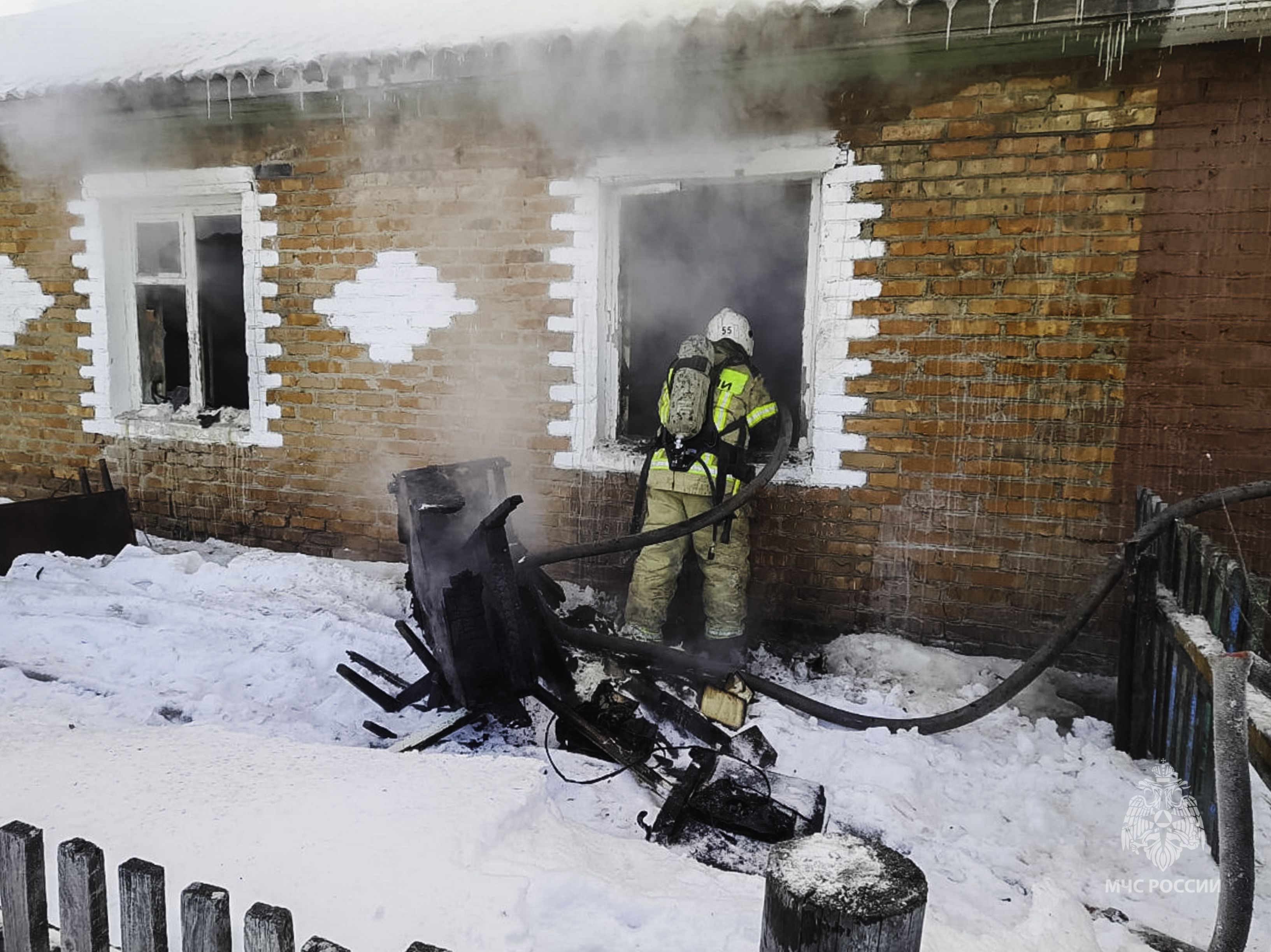 За праздничные выходные на пожарах в Омской области погибли шесть человек |  Происшествия