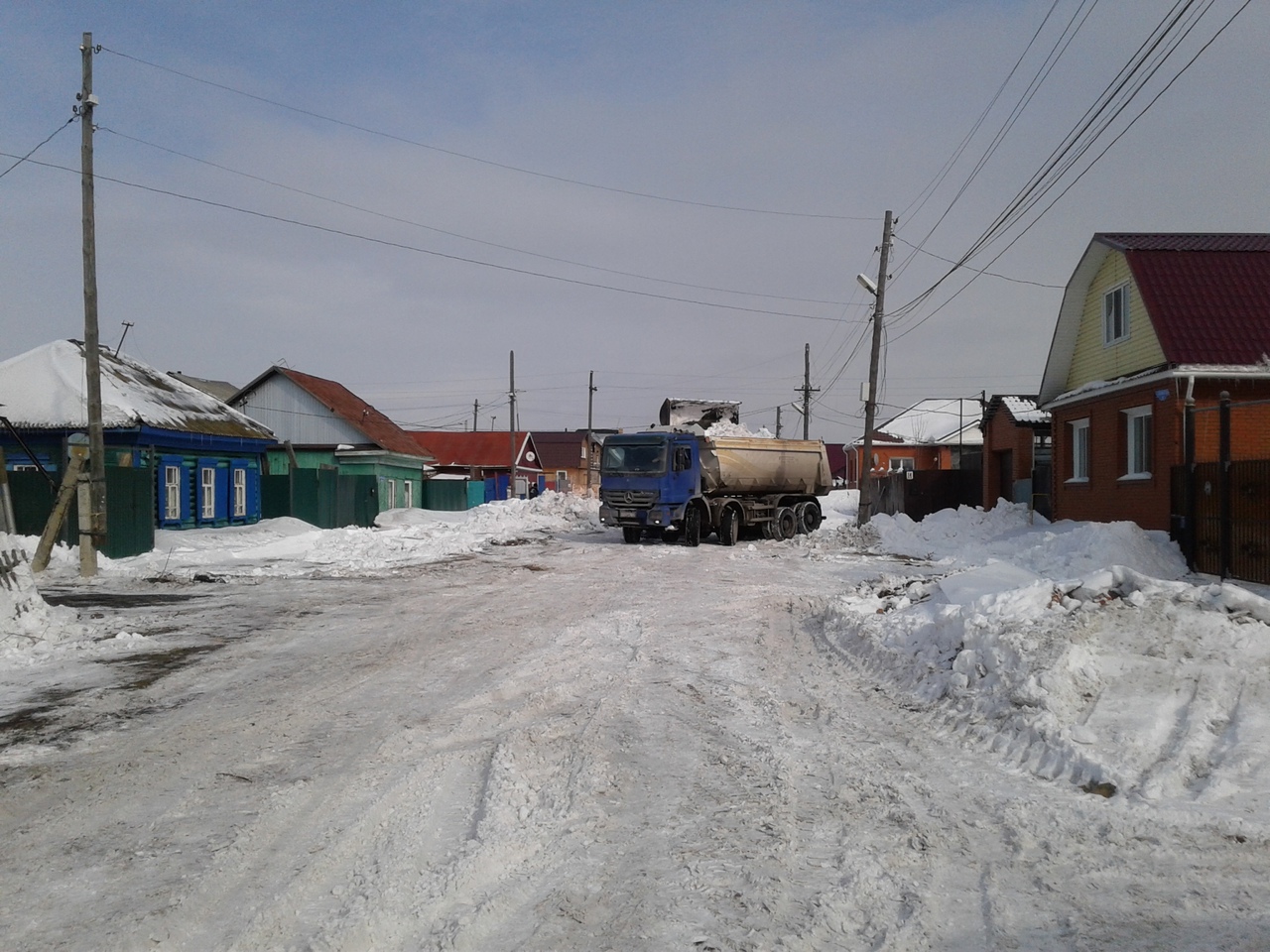 Омичам начали выдавать бесплатные талоны на вывоз снега | Общество