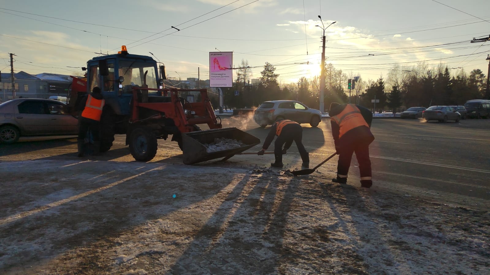 Омское УДХБ остро нуждается в рабочих руках | Общество