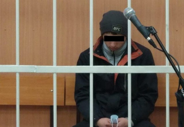 Лишила мальчика. Лишила мальчика. Мужик стал женщиной. Мальчик показал свой. Молодая девочка лишается.